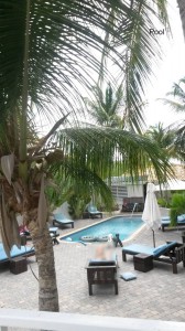 Dolphin_Suites_Pool